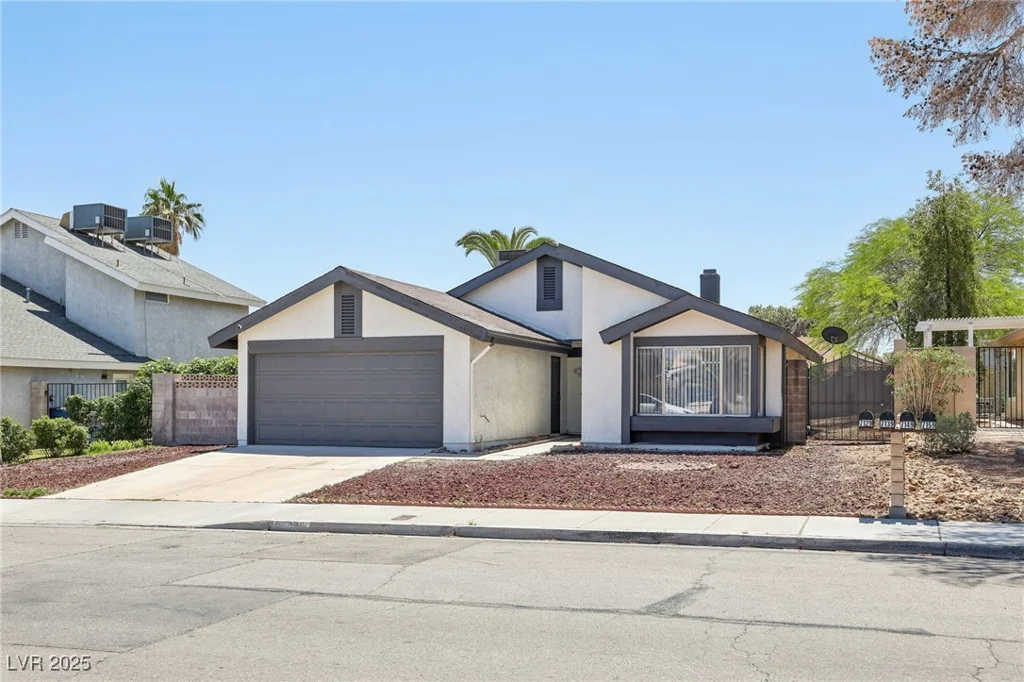 7139 Mountain Moss, Las Vegas, NV 89147
