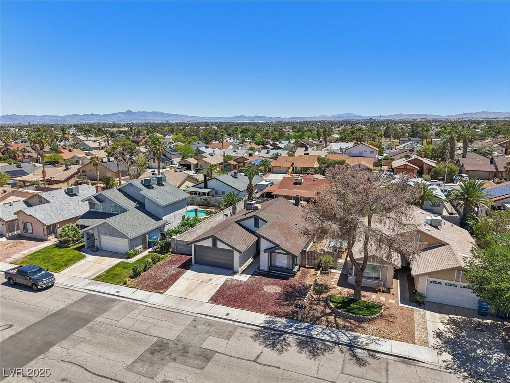 7139 Mountain Moss, Las Vegas, NV 89147