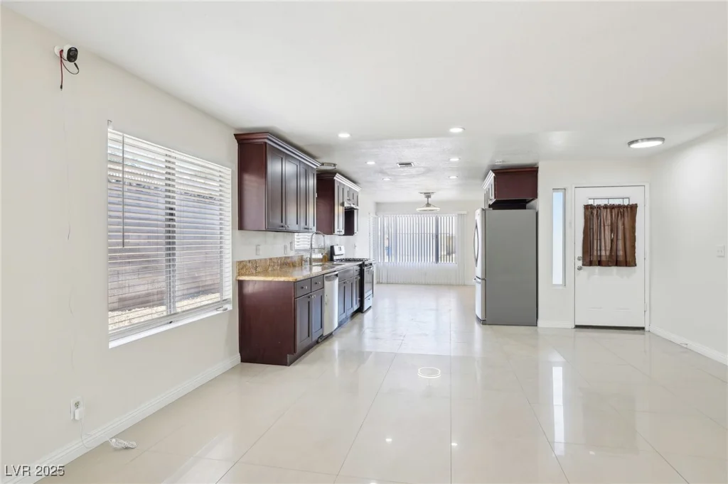 7139 Mountain Moss, Las Vegas, NV 89147