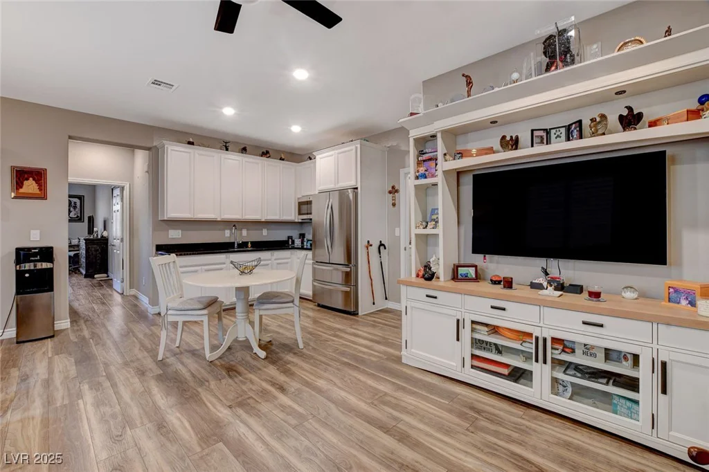 1610 Dire Wolf Avenue, North Las Vegas, NV 89084