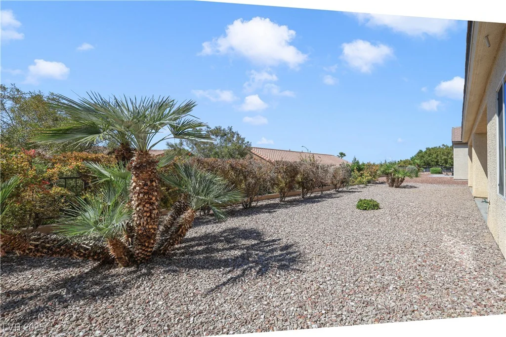 2183 Waterton Rivers, Henderson, NV 89044