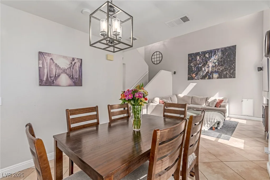 7912 Horn Beam, Las Vegas, NV 89131