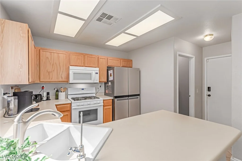 7912 Horn Beam, Las Vegas, NV 89131