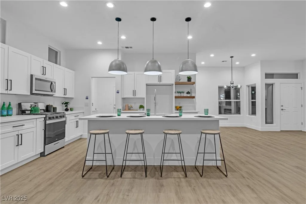10801 Clarion, Las Vegas, NV 89134