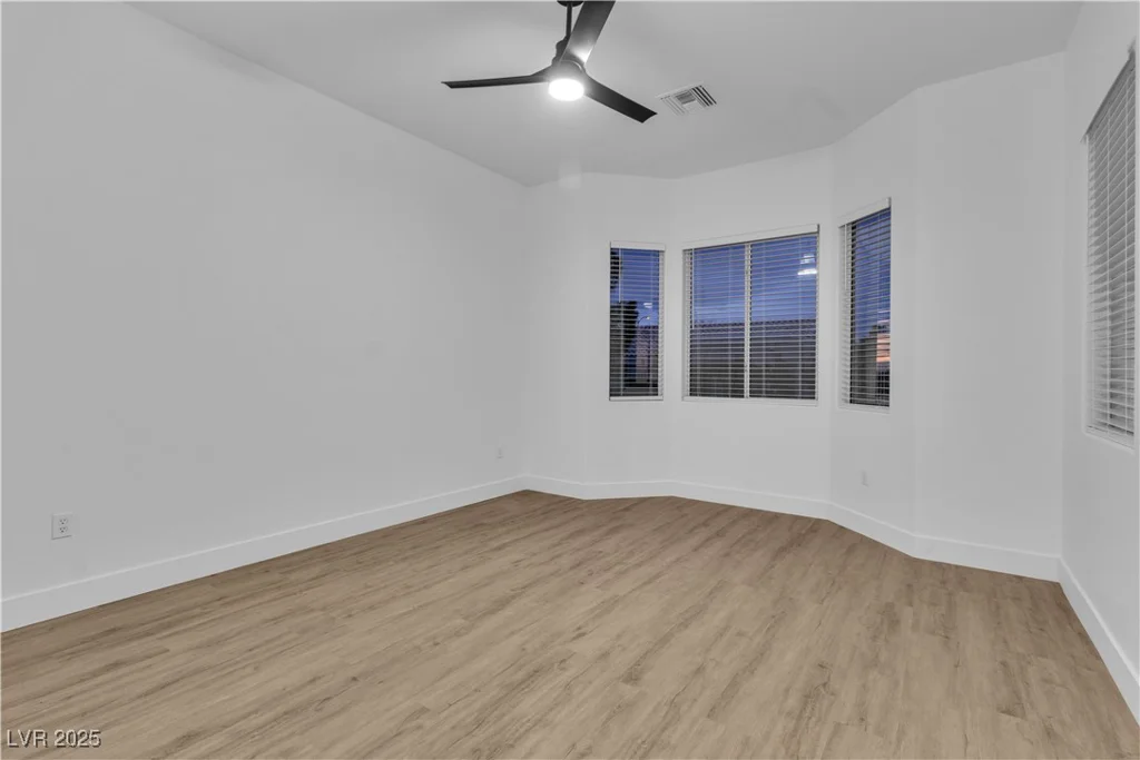10801 Clarion, Las Vegas, NV 89134