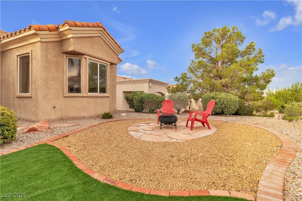 10801 Clarion, Las Vegas, NV 89134