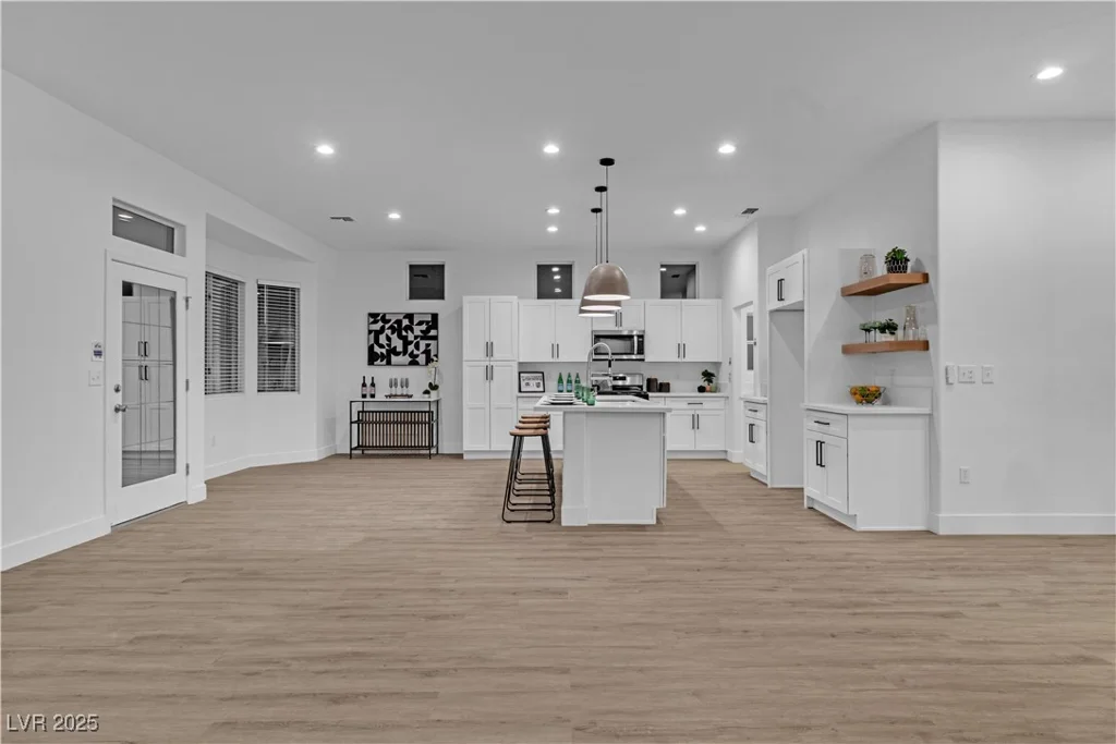 10801 Clarion, Las Vegas, NV 89134