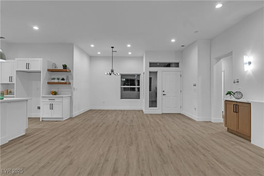 10801 Clarion, Las Vegas, NV 89134