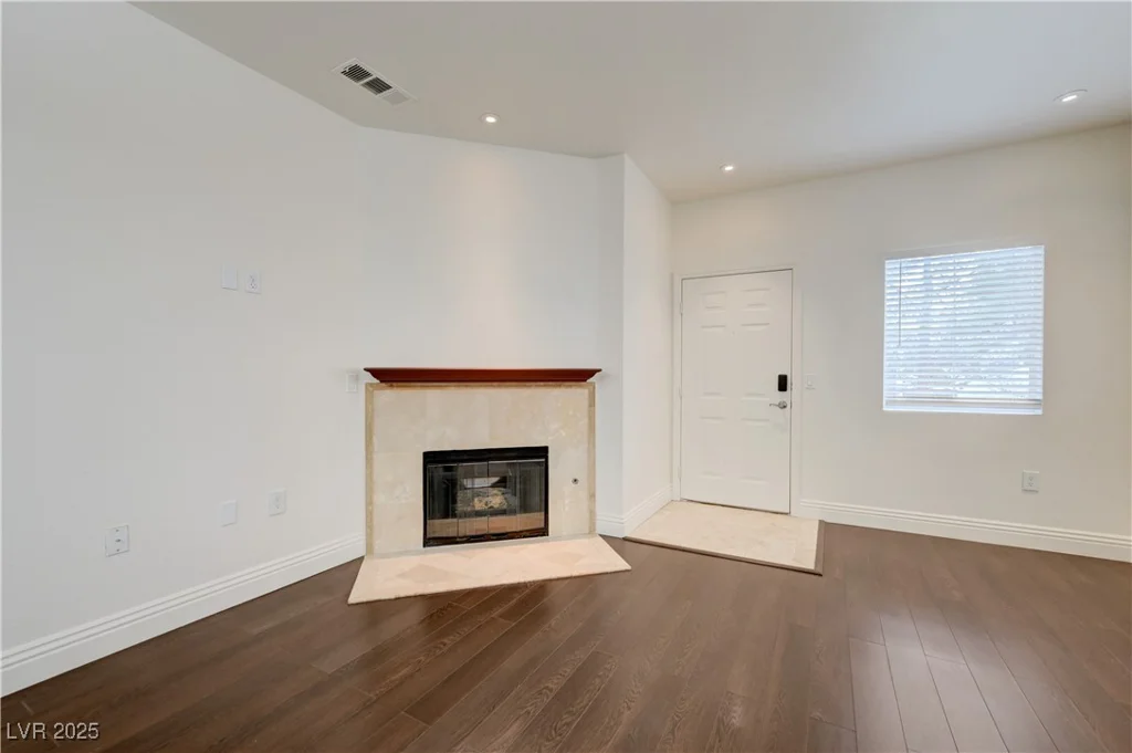 5250 Rainbow, Las Vegas, NV 89118