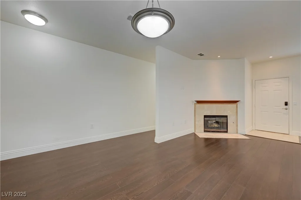 5250 Rainbow, Las Vegas, NV 89118