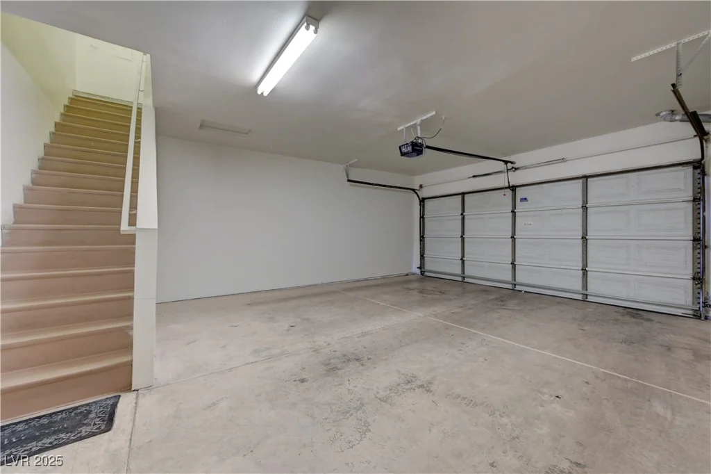 5250 Rainbow, Las Vegas, NV 89118
