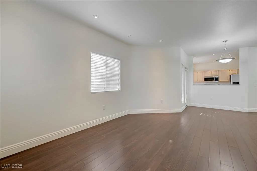 5250 Rainbow, Las Vegas, NV 89118