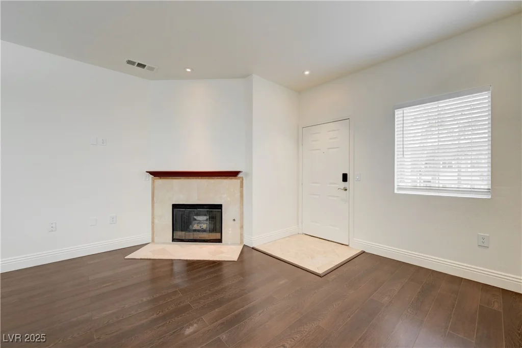 5250 Rainbow, Las Vegas, NV 89118