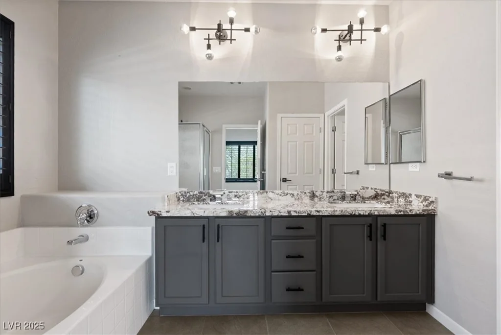 8409 Sherwood Park, Las Vegas, NV 89131