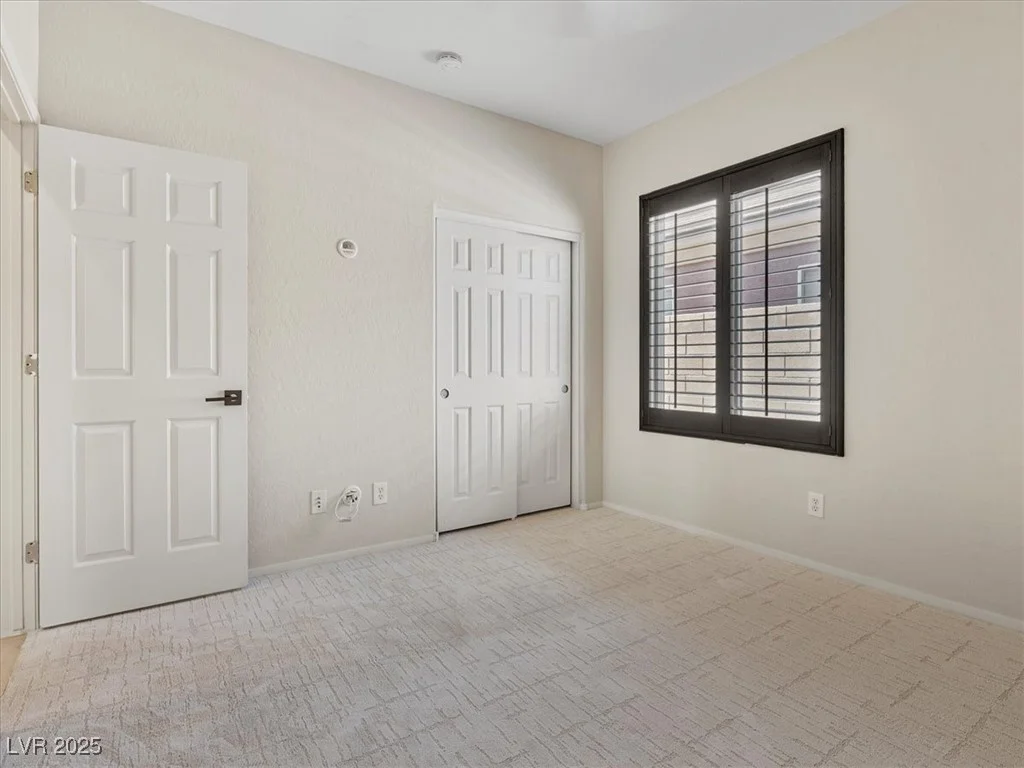 8409 Sherwood Park, Las Vegas, NV 89131
