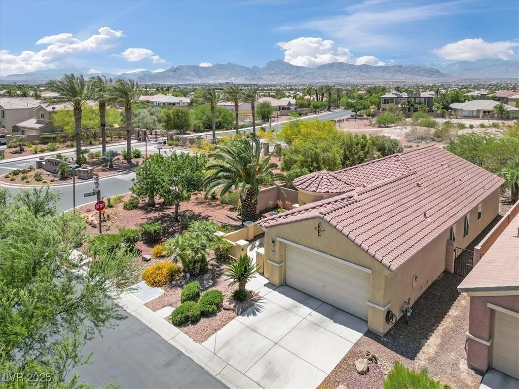 8409 Sherwood Park, Las Vegas, NV 89131
