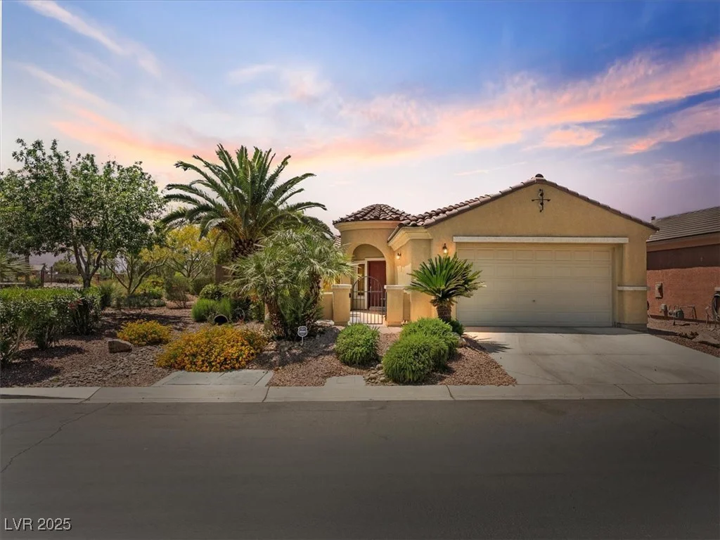 8409 Sherwood Park, Las Vegas, NV 89131
