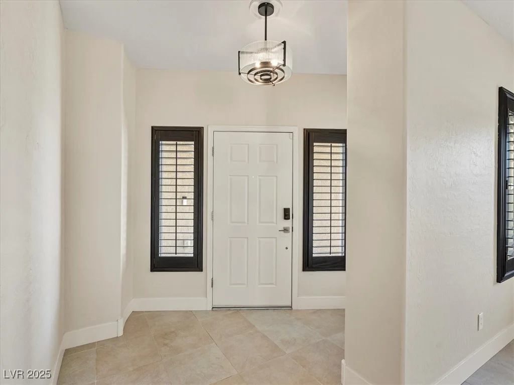 8409 Sherwood Park, Las Vegas, NV 89131
