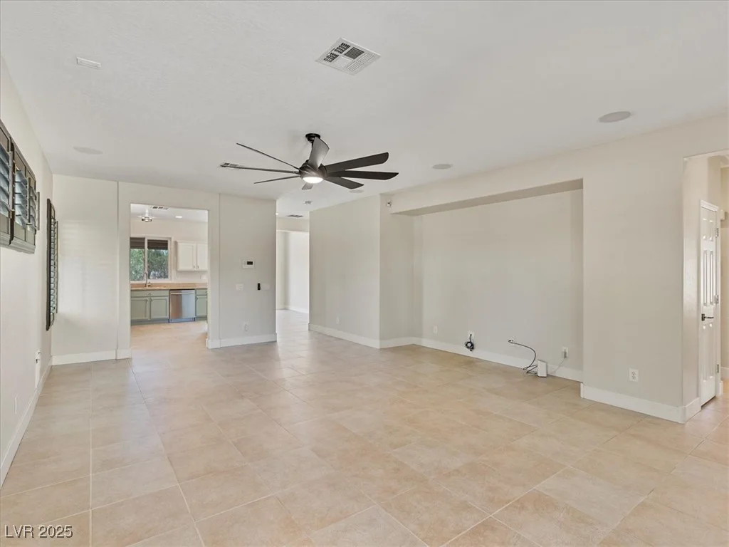 8409 Sherwood Park, Las Vegas, NV 89131