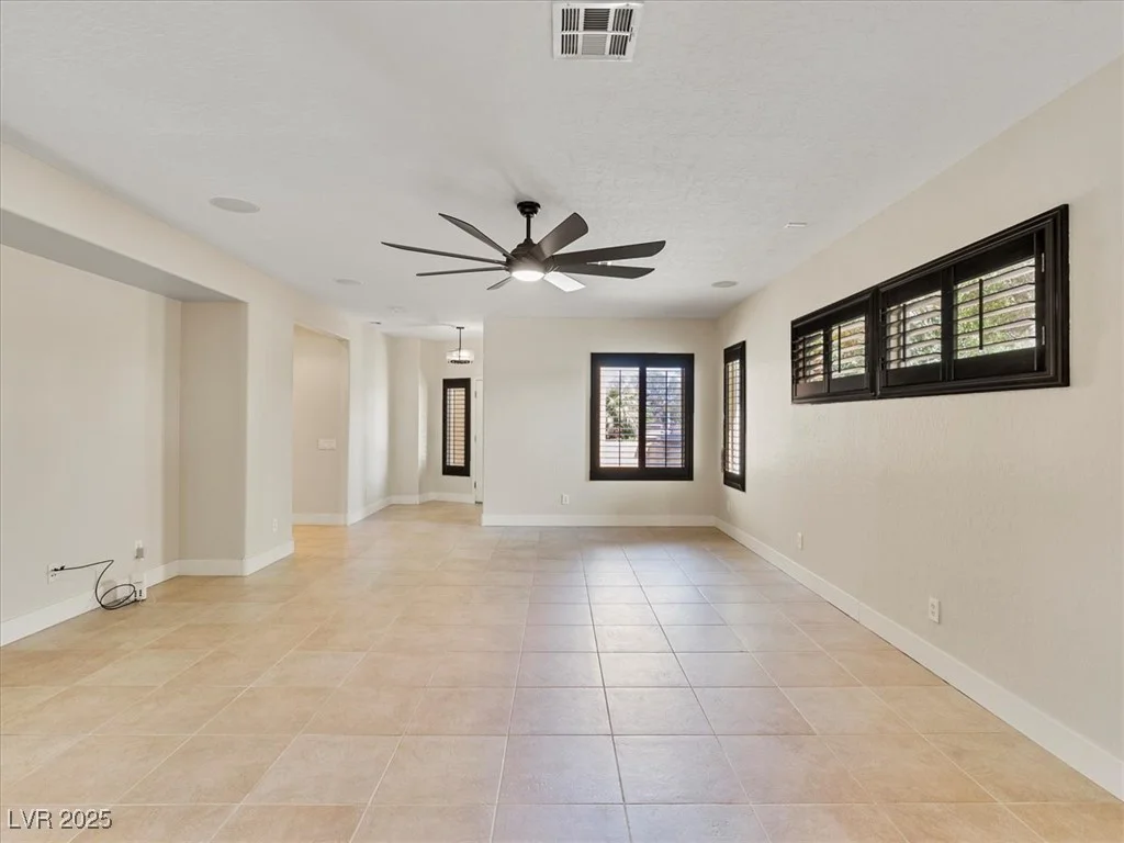 8409 Sherwood Park, Las Vegas, NV 89131