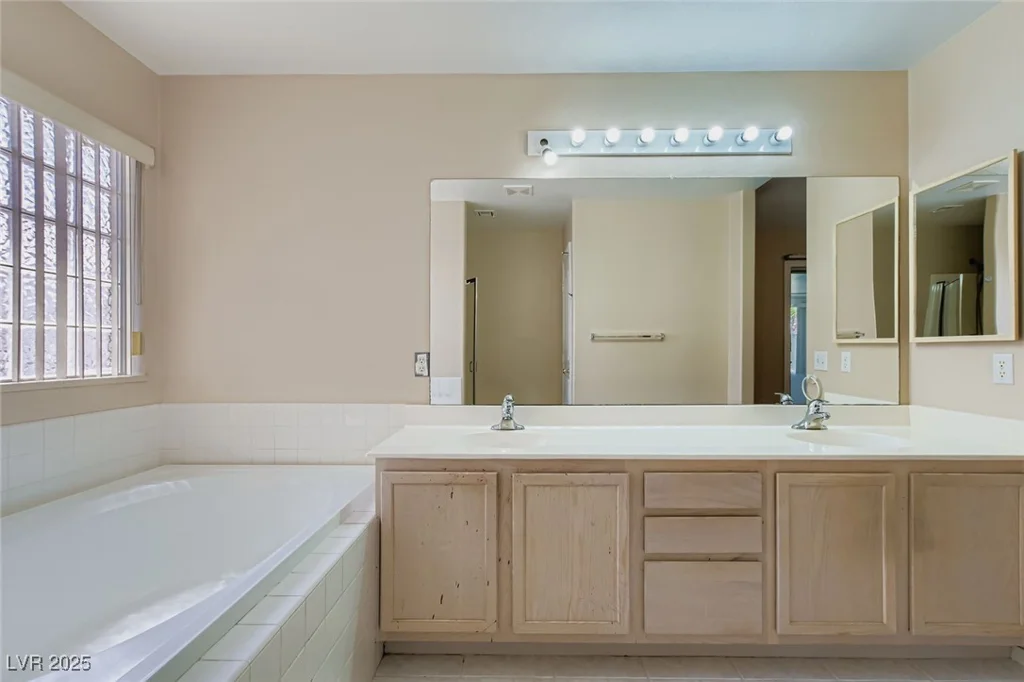 3136 Jane Austin, North Las Vegas, NV 89031