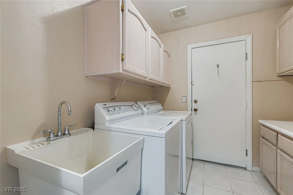 3136 Jane Austin, North Las Vegas, NV 89031