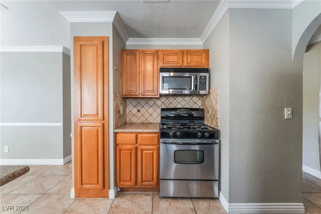 2700 Rainbow, Las Vegas, NV 89108