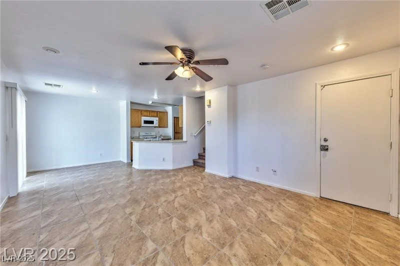 9979 Keephills, Las Vegas, NV 89183