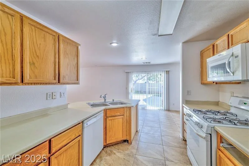 9979 Keephills, Las Vegas, NV 89183