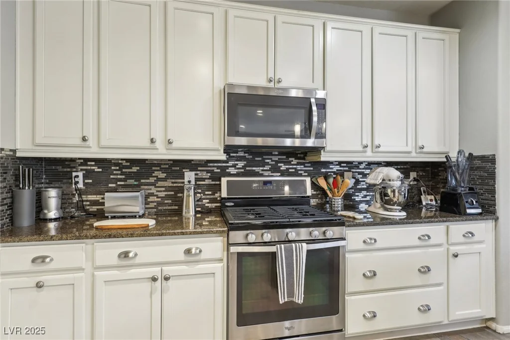 334 Neal, Las Vegas, NV 89183