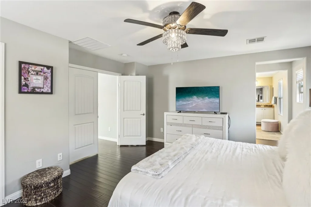 334 Neal, Las Vegas, NV 89183