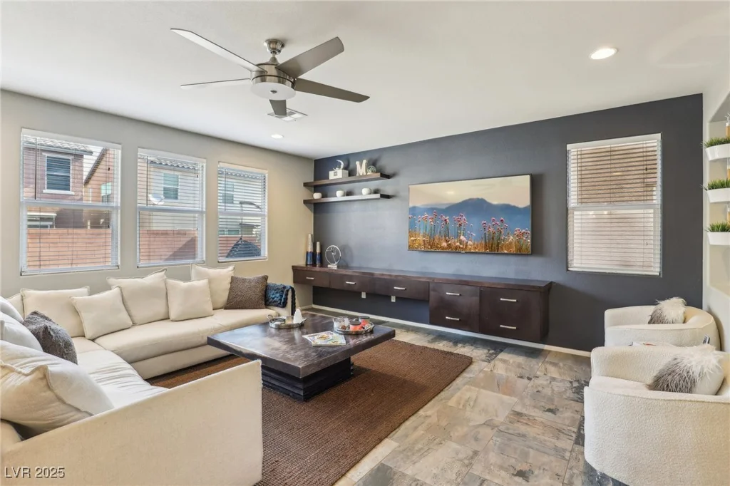 334 Neal, Las Vegas, NV 89183
