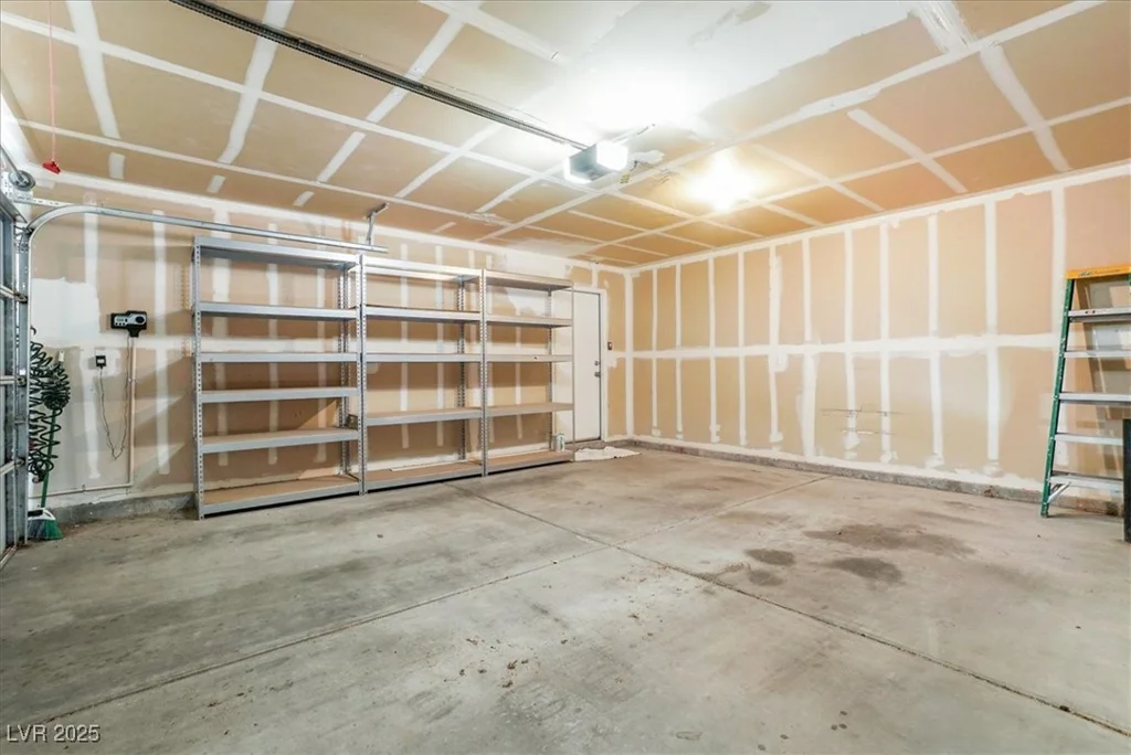 5544 Cloudy Glen, North Las Vegas, NV 89031