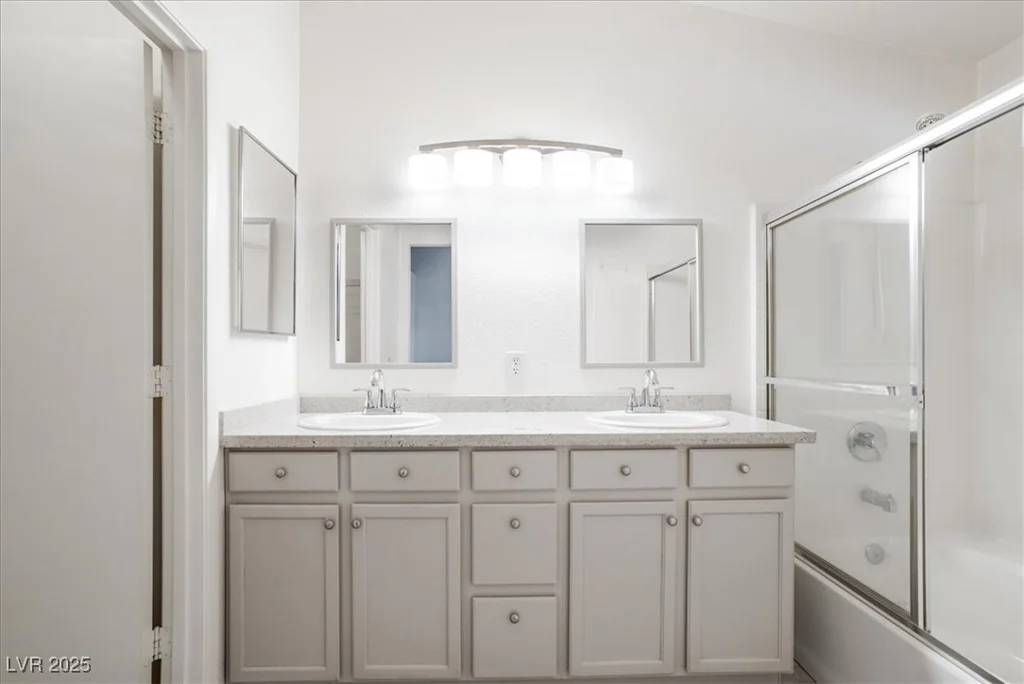 5544 Cloudy Glen, North Las Vegas, NV 89031