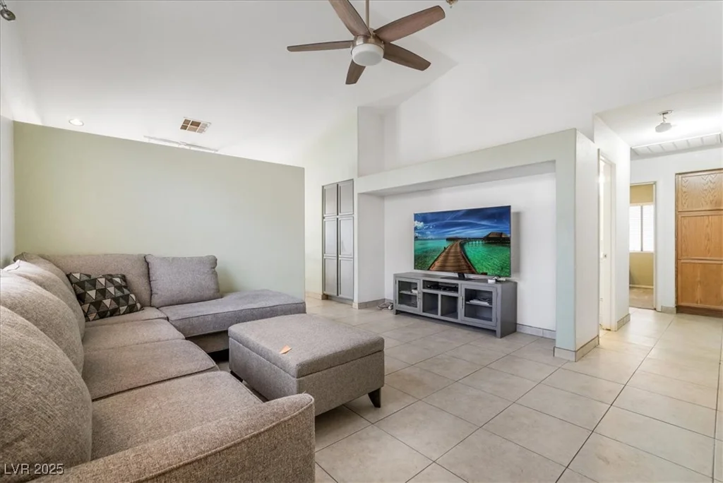 5544 Cloudy Glen, North Las Vegas, NV 89031