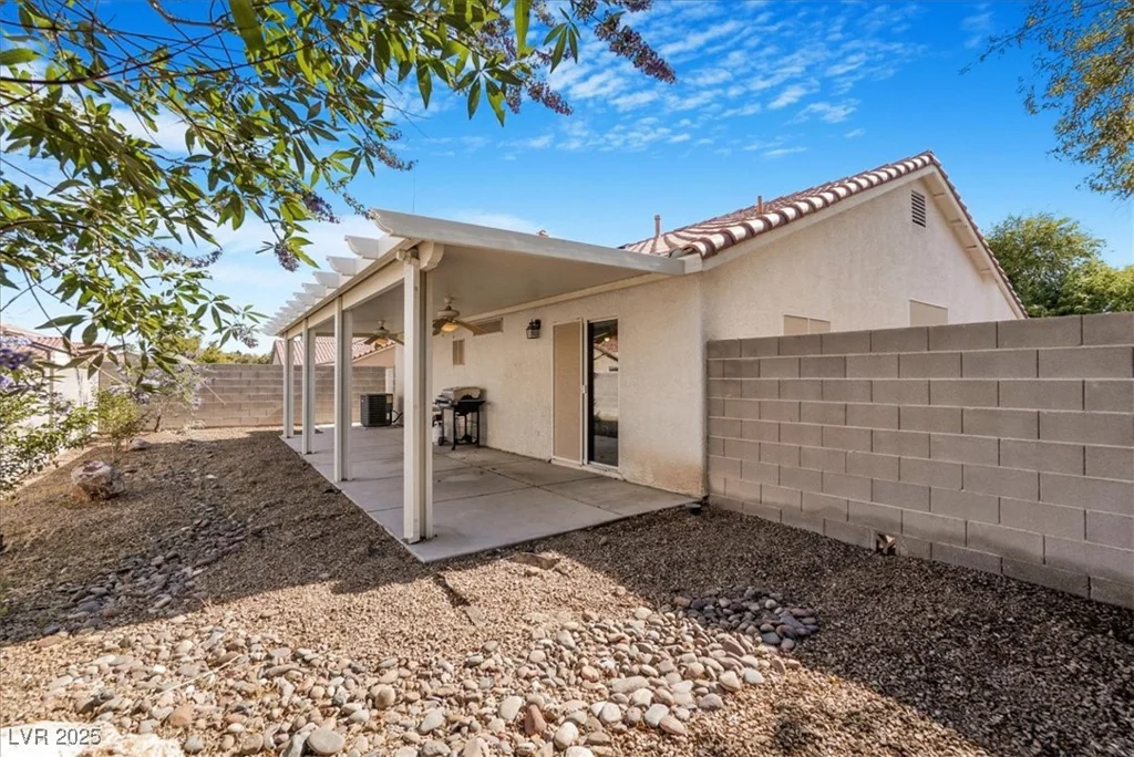 5544 Cloudy Glen, North Las Vegas, NV 89031