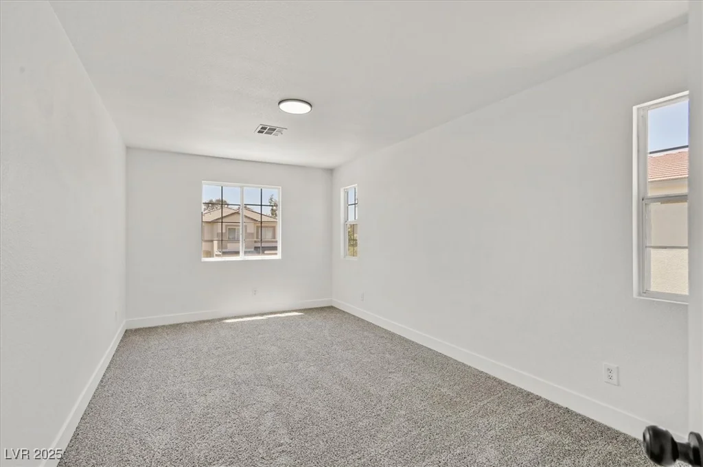 8904 Meisenheimer, Las Vegas, NV 89143