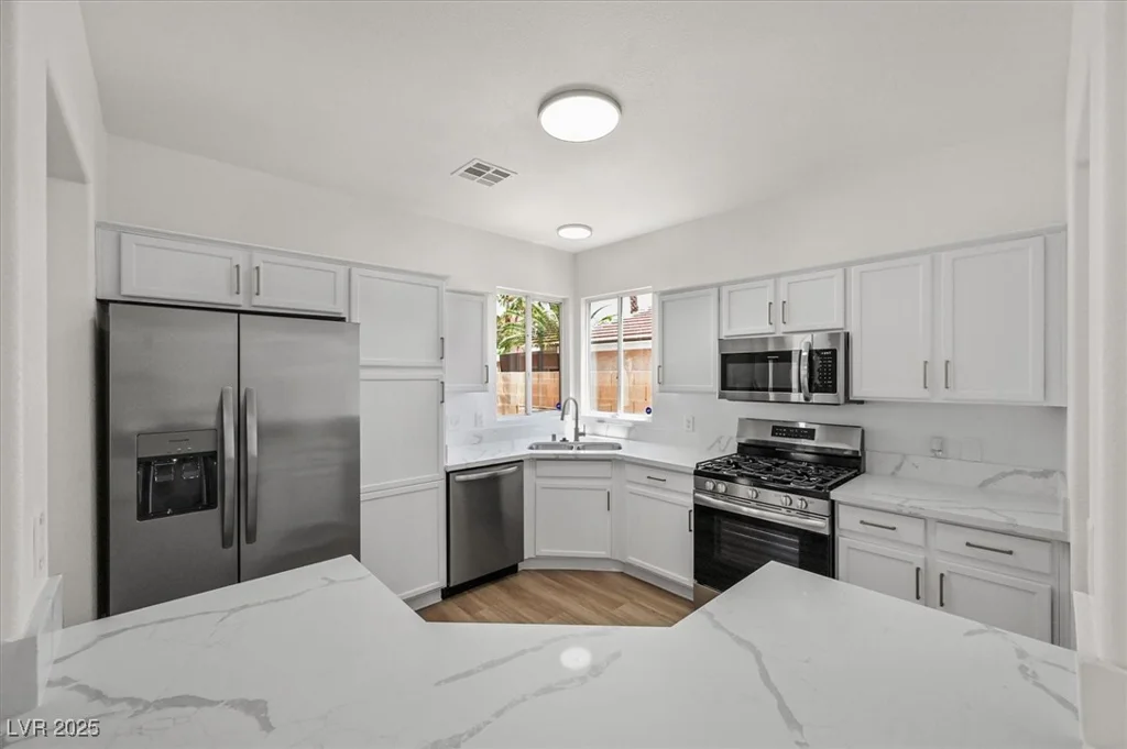 8904 Meisenheimer, Las Vegas, NV 89143