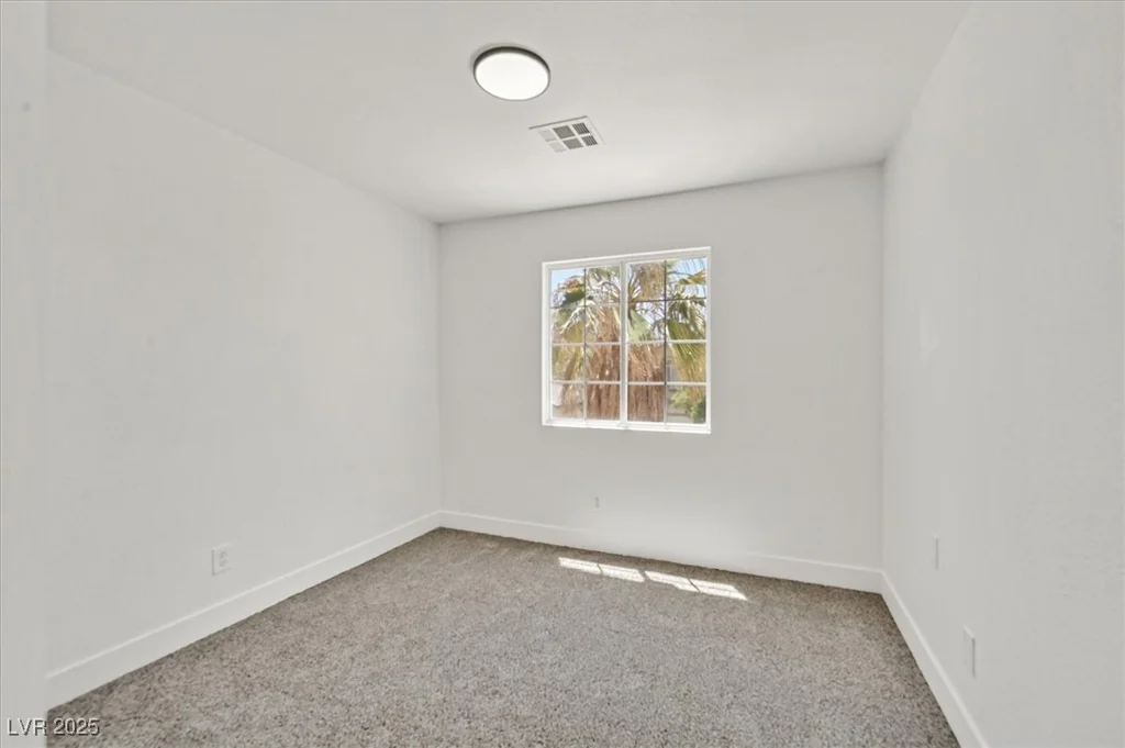 8904 Meisenheimer, Las Vegas, NV 89143