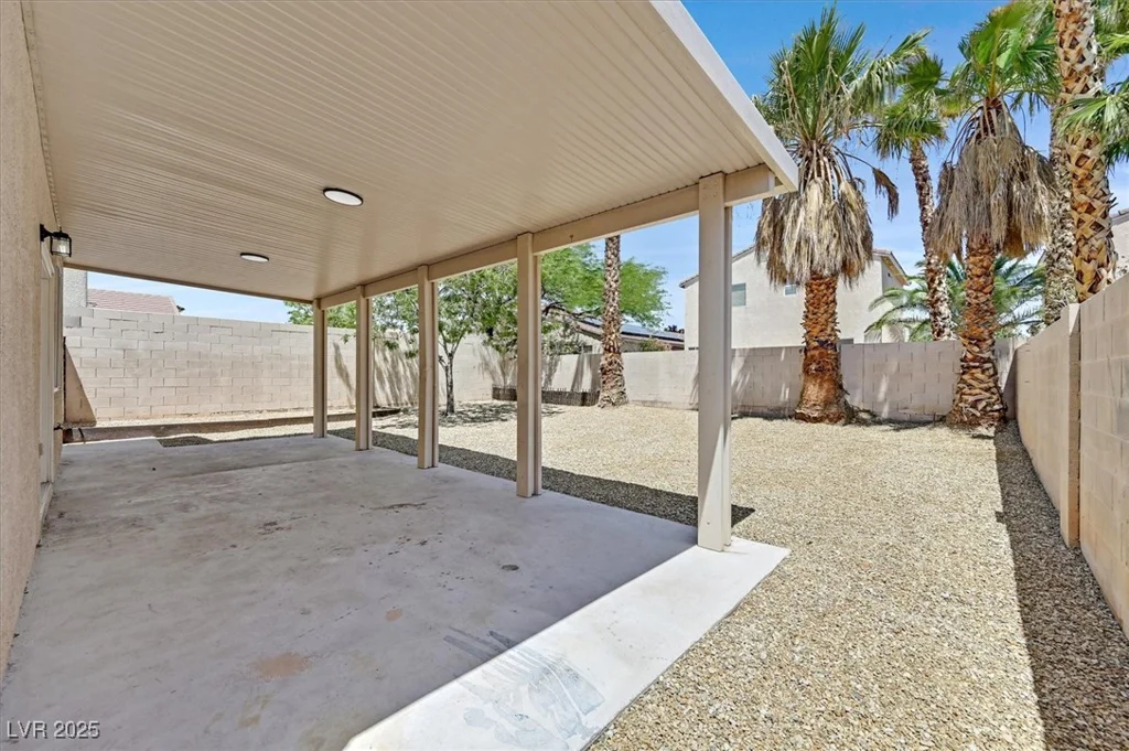 8904 Meisenheimer, Las Vegas, NV 89143