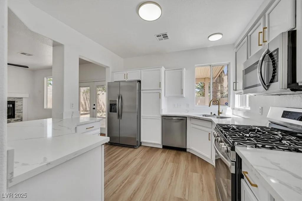 8904 Meisenheimer, Las Vegas, NV 89143