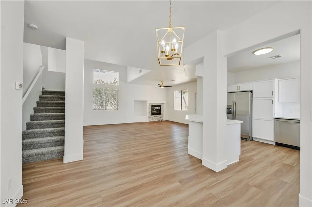 8904 Meisenheimer, Las Vegas, NV 89143