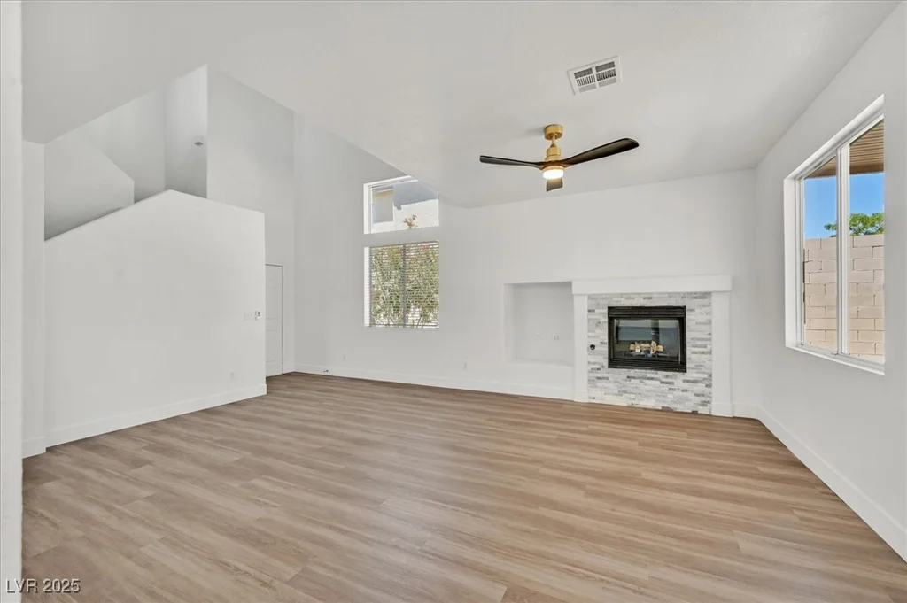 8904 Meisenheimer, Las Vegas, NV 89143