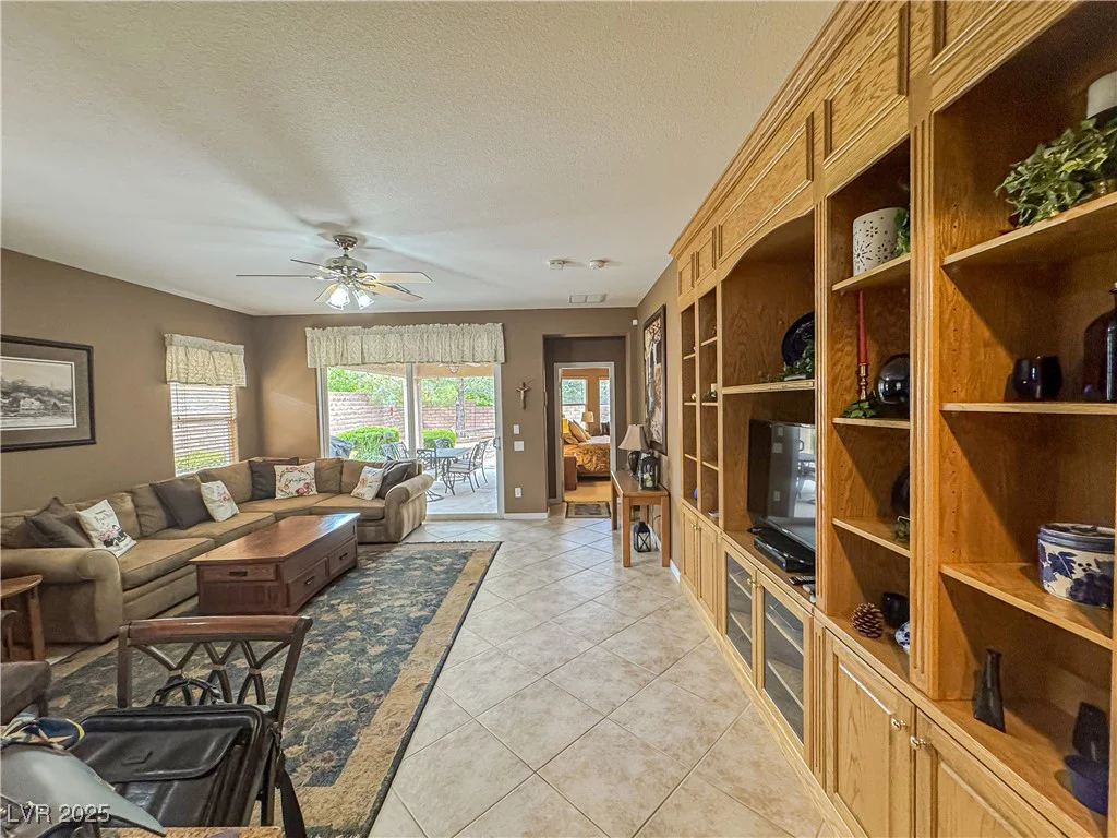 3476 Ridge Meadow, Las Vegas, NV 89135