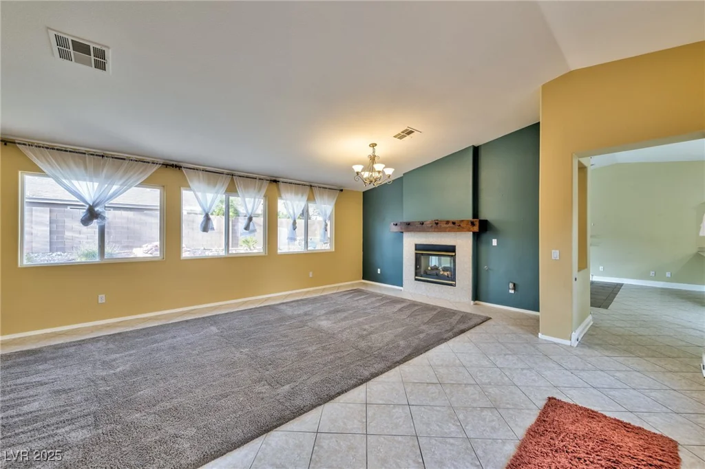 8212 Cabin Springs, Las Vegas, NV 89131