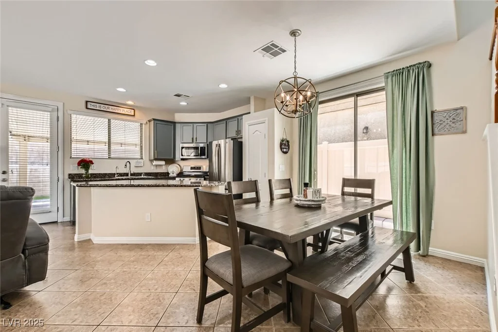 5409 Cruz Crest, North Las Vegas, NV 89081