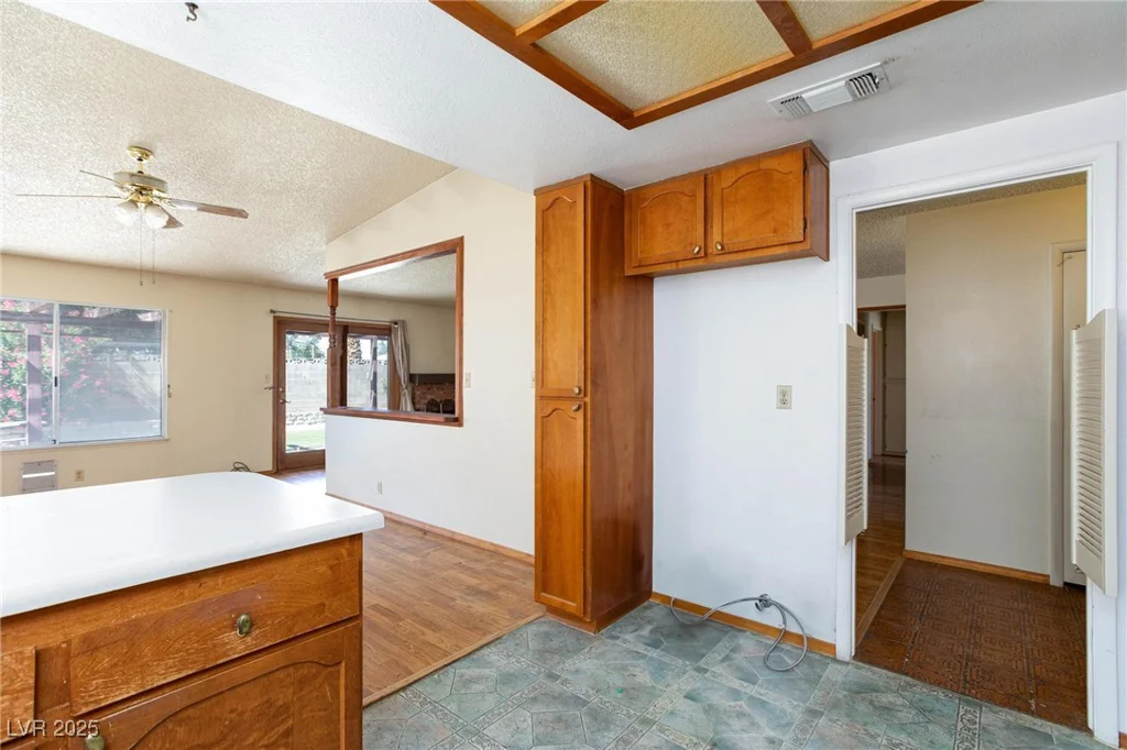 2700 Osborne, Henderson, NV 89014