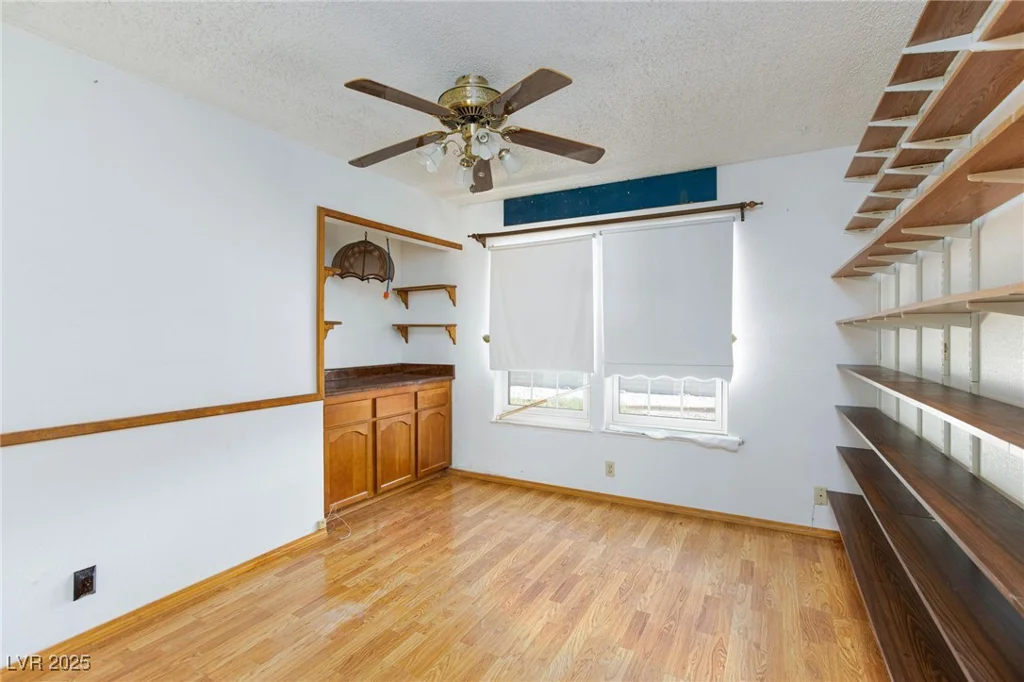 2700 Osborne, Henderson, NV 89014