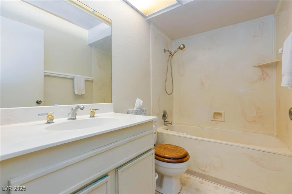 2700 Osborne, Henderson, NV 89014