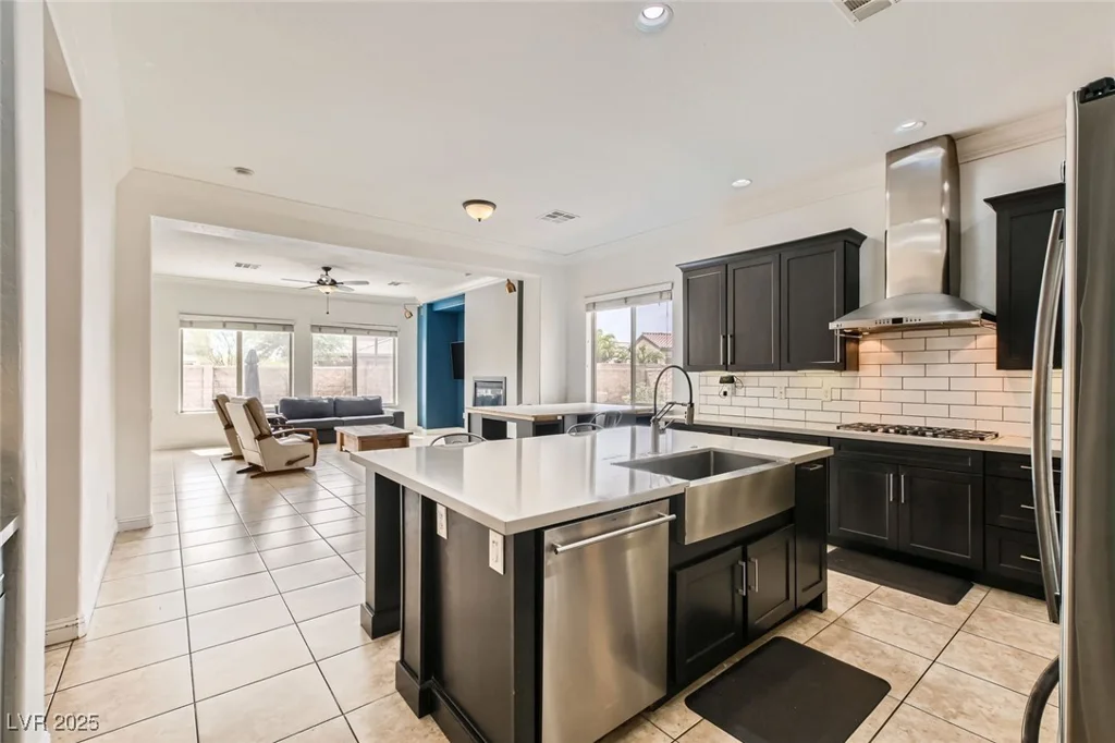 7404 Eggshell, North Las Vegas, NV 89084